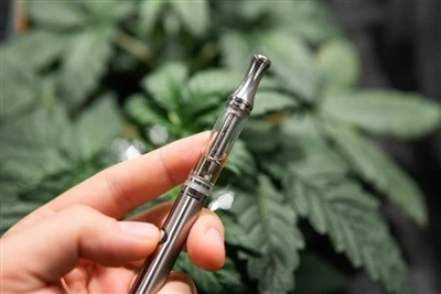 Plumas de vapeo con THC y alternativas al cannabis